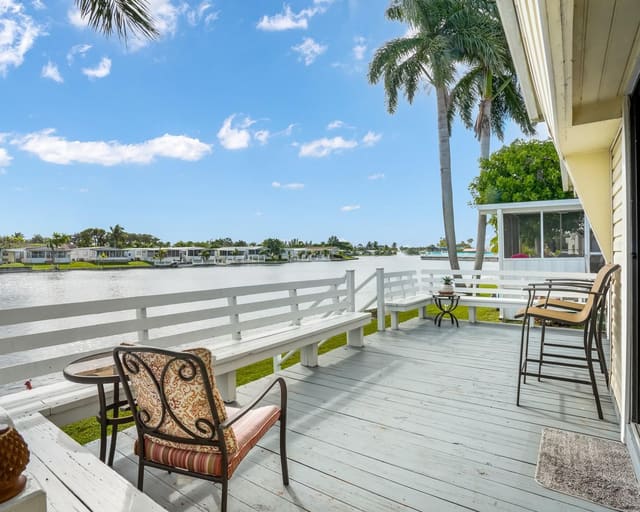 2754 SW 54 Street, sold in Ravenswood Estates & Mari, Dania Beach, FL