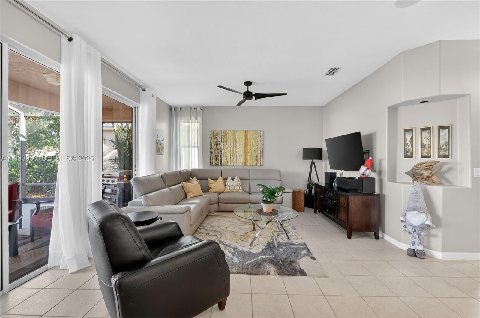 508 NW Waverly Circle — photo 4