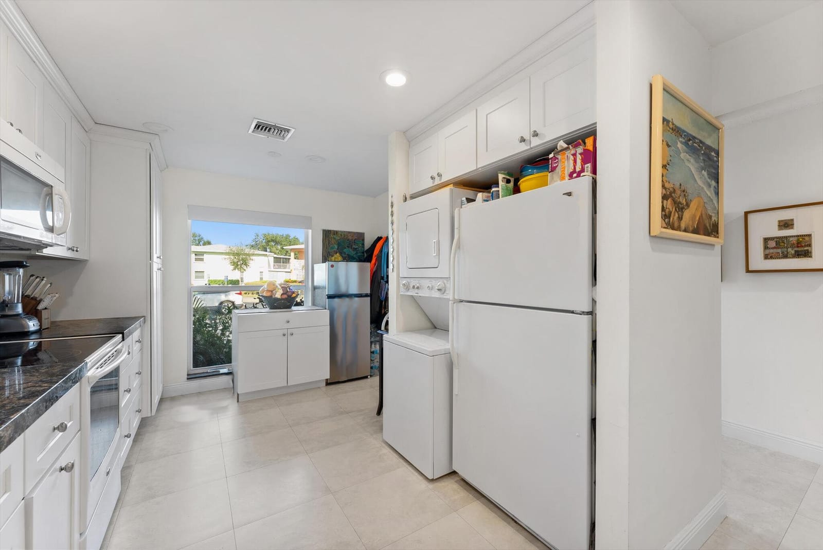 1940 NW 13th Street 12-a — photo 12