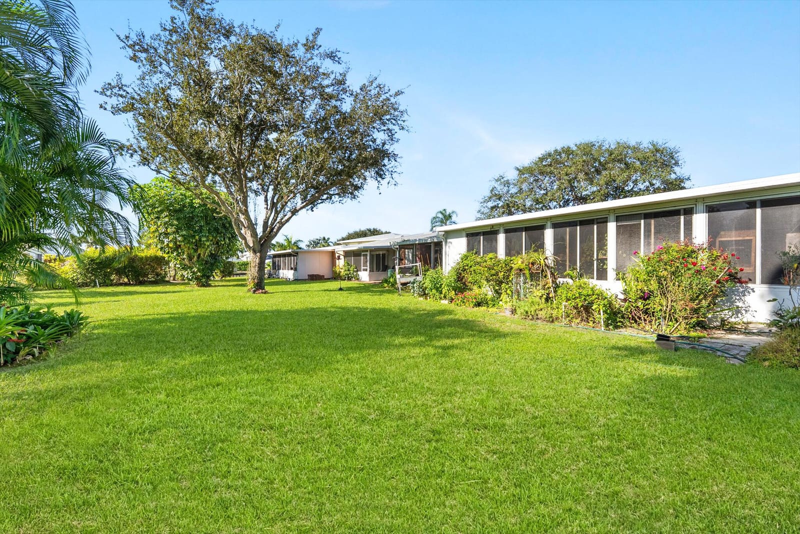 1940 NW 13th Street 12-a — photo 4