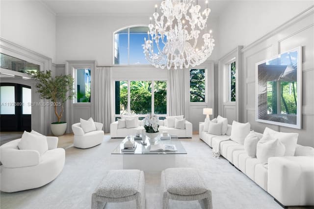 5077 N Bay Road, Miami Beach, FL 33140