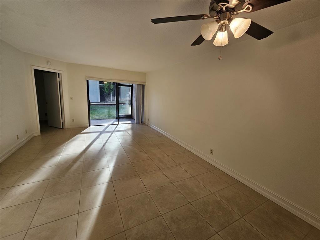 5583 Courtyard Drive 5583 — photo 3