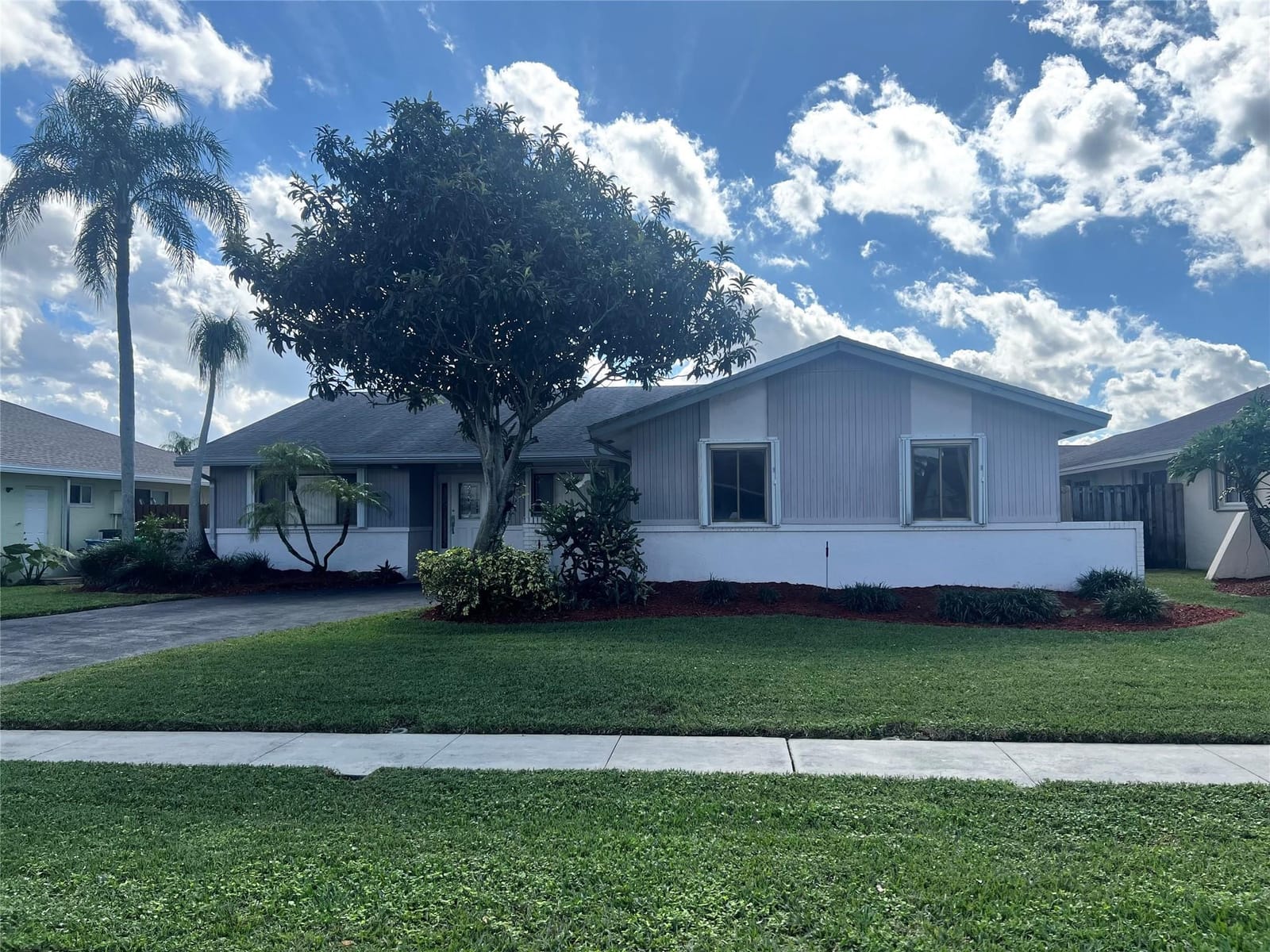 9320 NW 32nd Street, Sunrise, FL 33351 photo 1