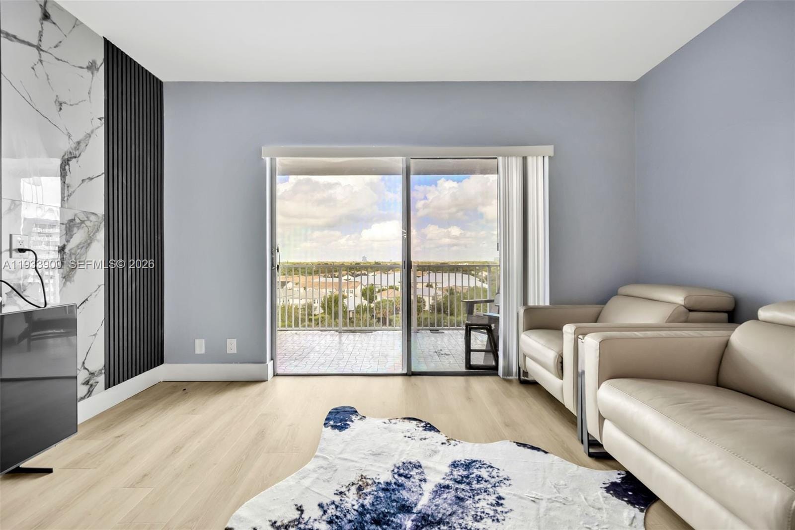 4200 Hillcrest Drive 802 — photo 10