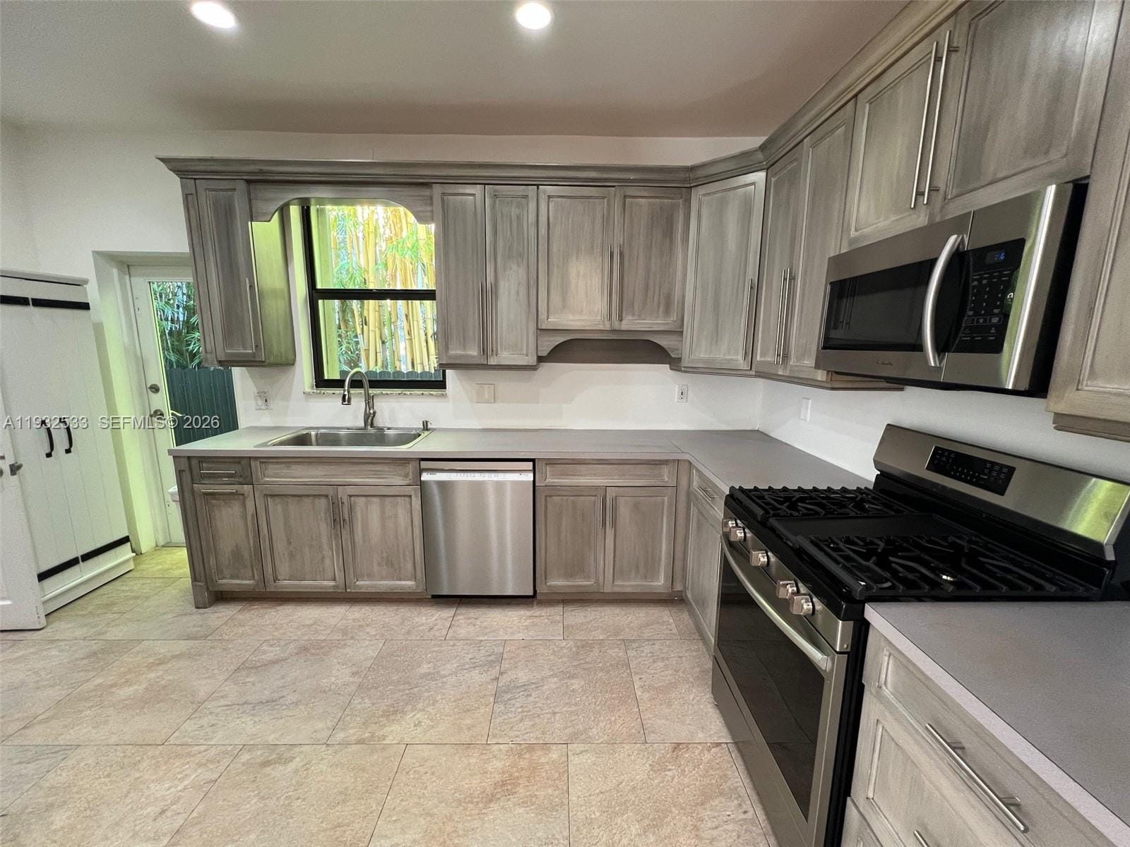 4575 Post Avenue, Miami Beach, FL 33140 photo 22