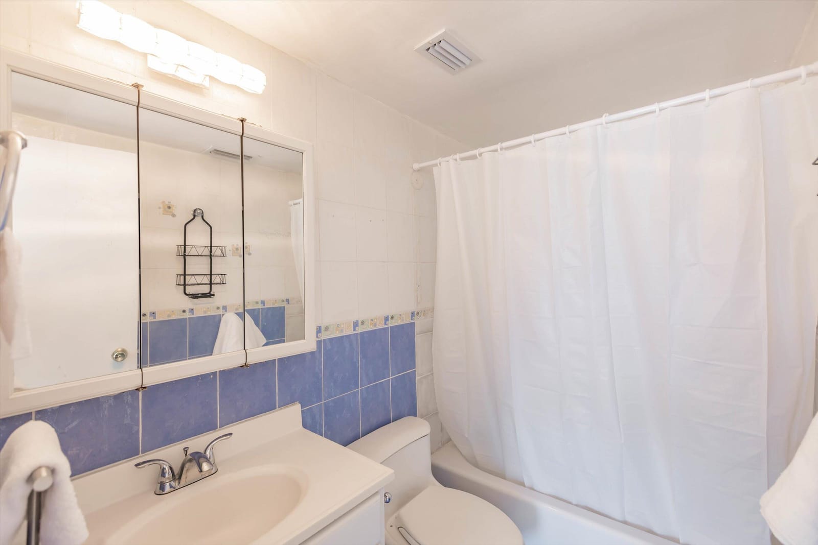 3660 NE 166th Street 312, North Miami Beach, FL 33160 photo 16