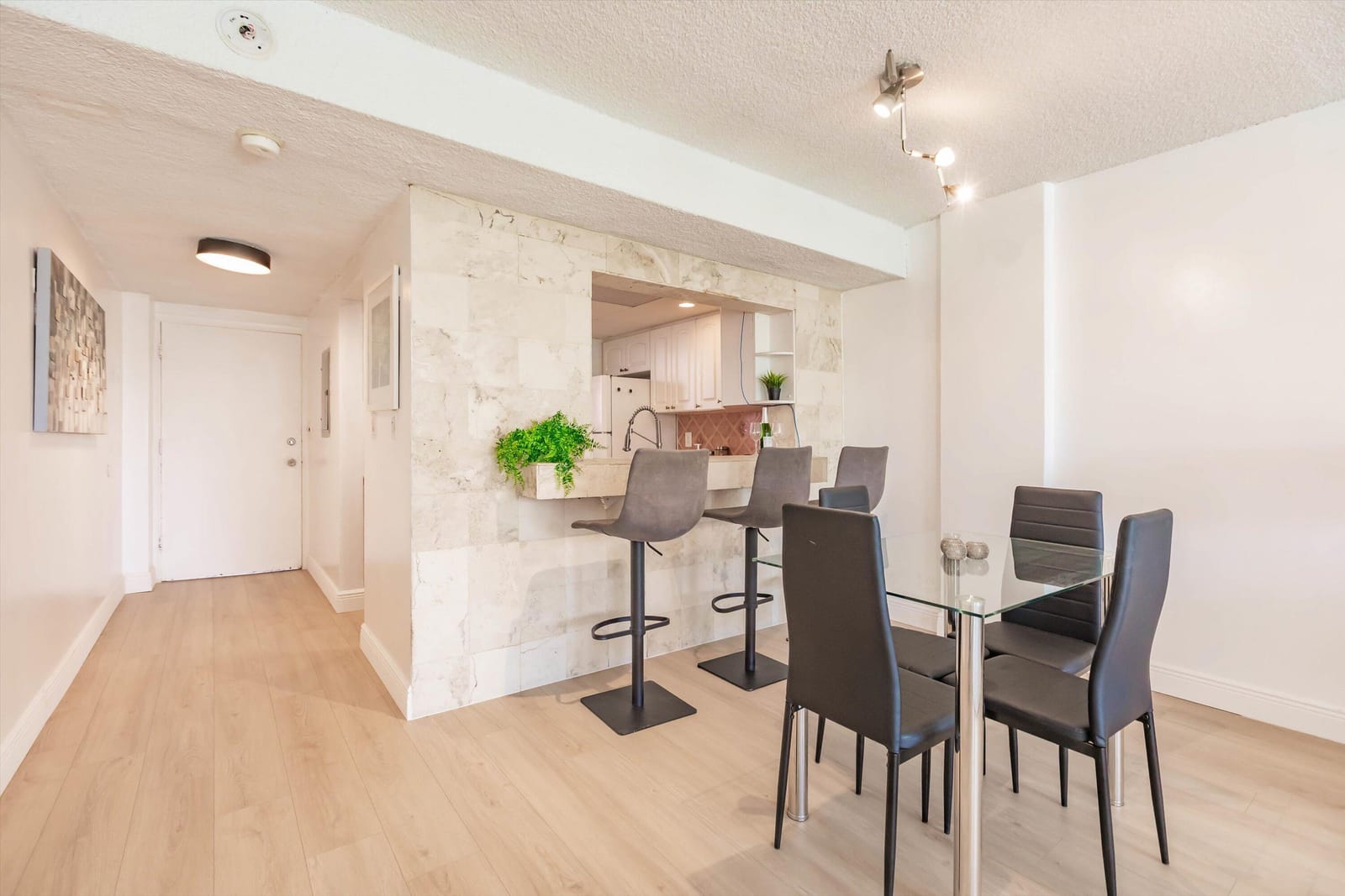 3660 NE 166th Street 312 — photo 10