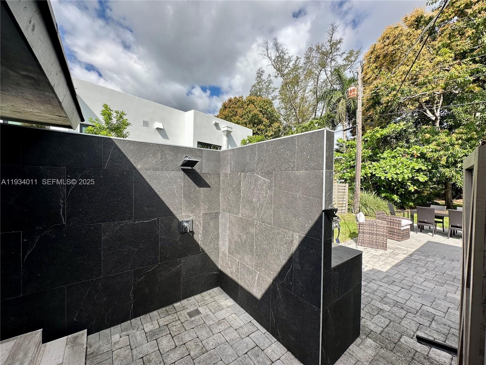 513 NW 30th Street — photo 11