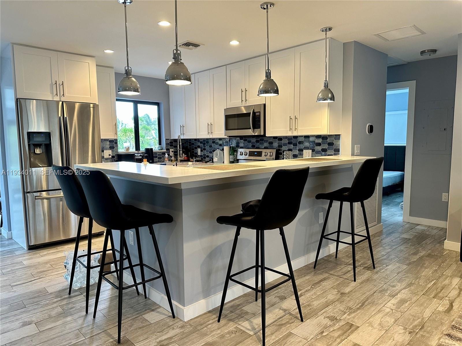 513 NW 30th Street, Wilton Manors, FL 33311 photo 17