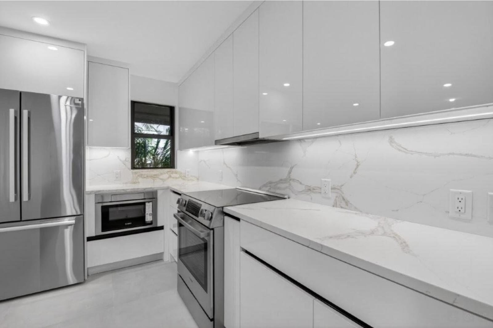 7126 Rain Forest Drive — photo 8