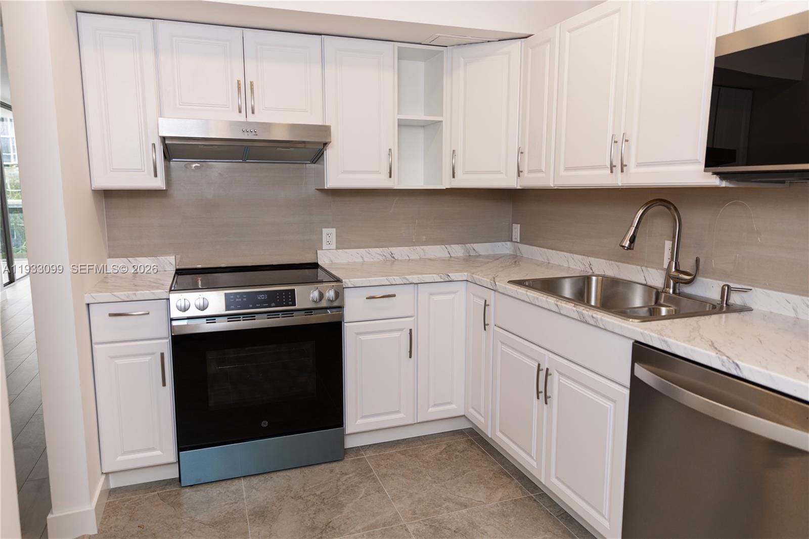 3625 N Country Club Drive 309, Aventura, FL 33180 photo 29