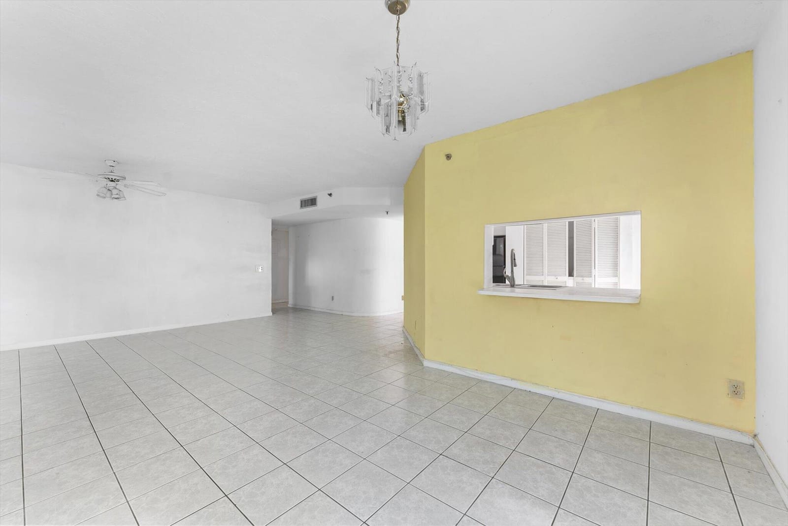 7507 La Paz Boulevard N101 — photo 4