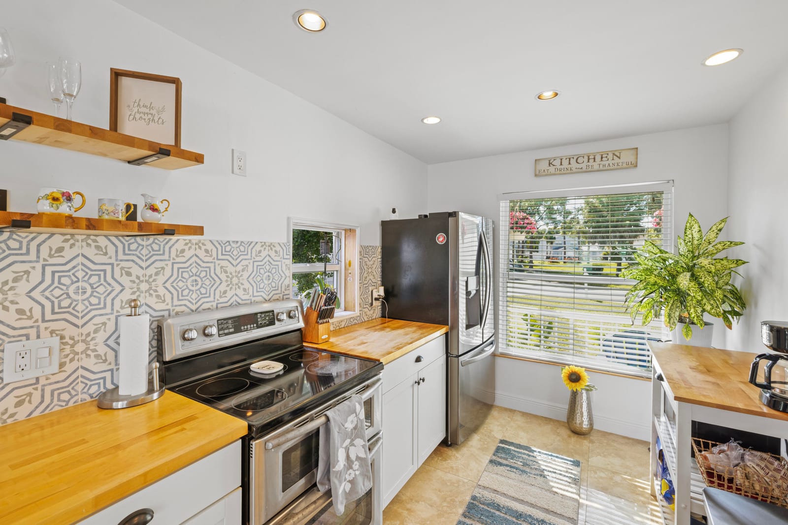 4626 Lakeside Circle — photo 8
