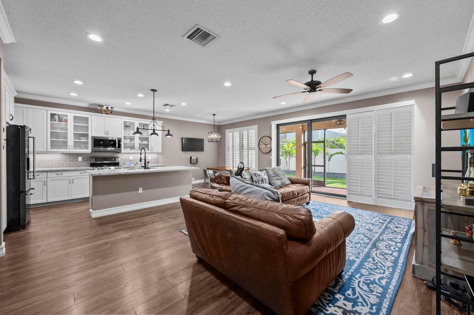 8060 Cactus Quartz Circle — photo 2