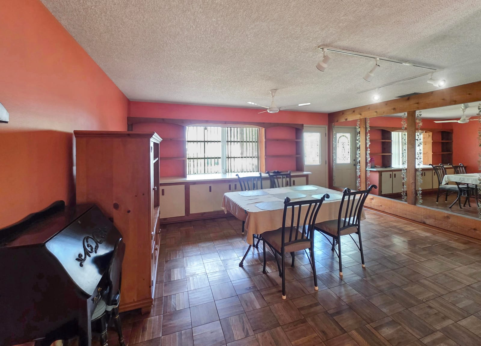 168 SW Majestic Terrace — photo 7
