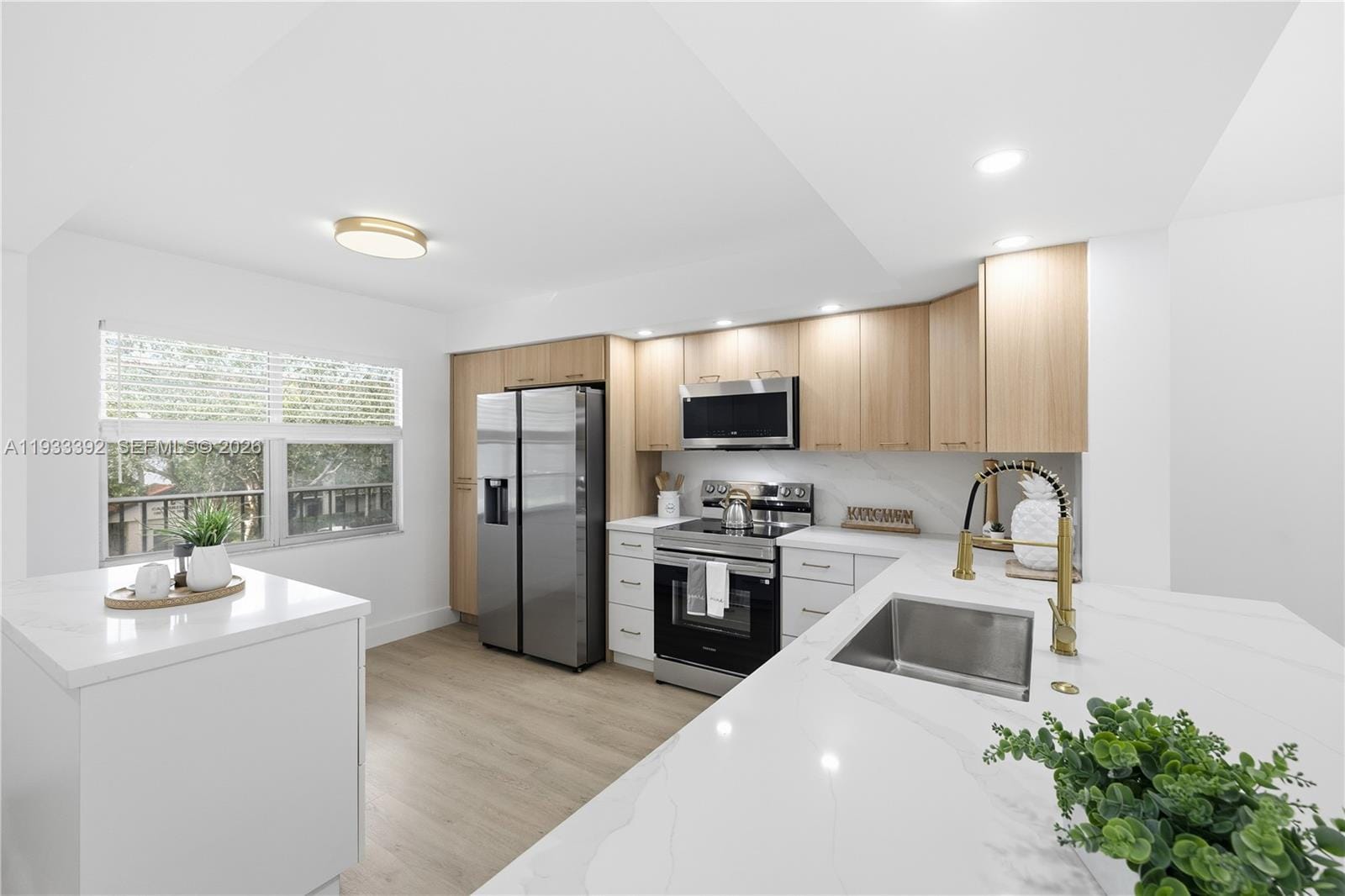 1101 SW 128th Terrace 313C — photo 3