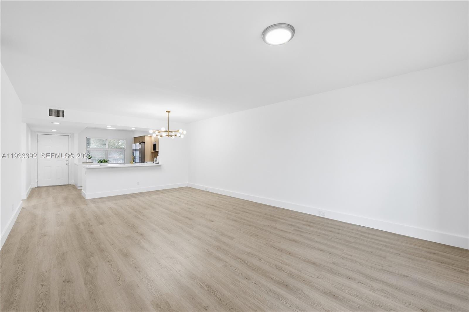 1101 SW 128th Terrace 313C — photo 7