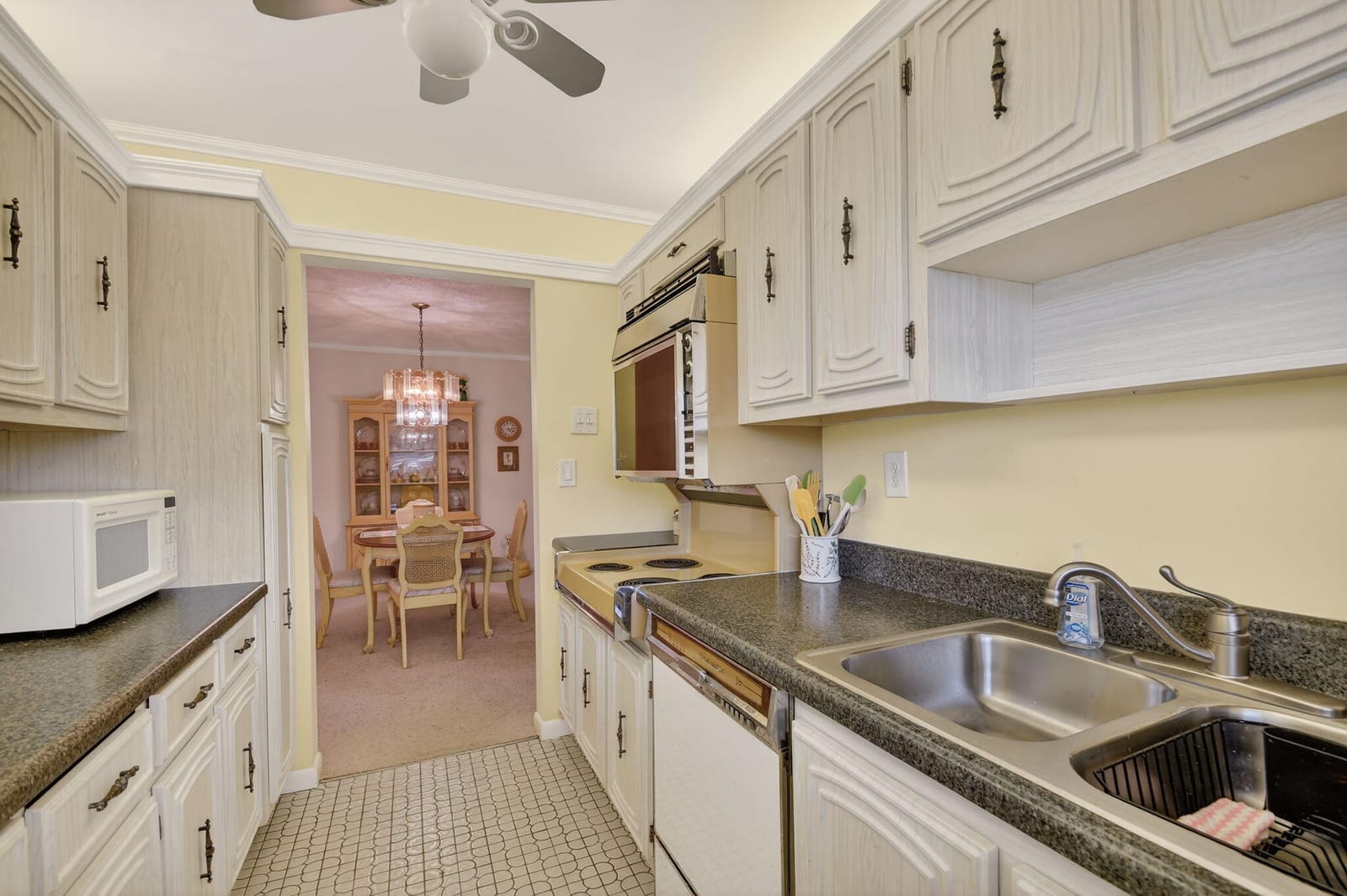 615 High Point Drive C, Delray Beach, FL 33445 photo 19