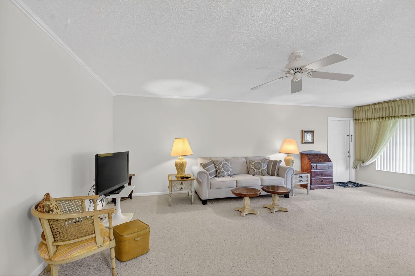 615 High Point Drive C — photo 10
