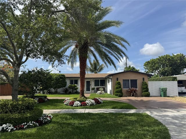 9300 SW 192nd Drive, Whispering Pines Estates, Cutler Bay, FL