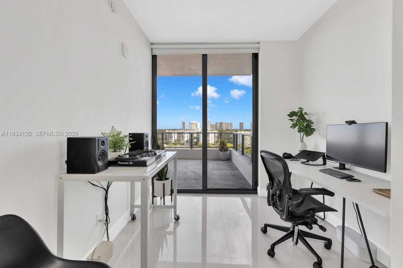 2960 NE 207 Street 810, Aventura, FL 33180 photo 14