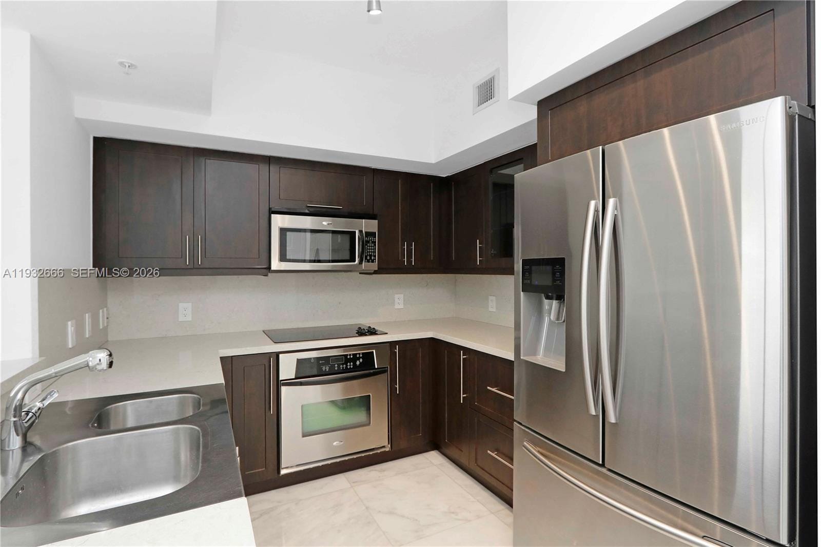 888 S Douglas Road 1203, Coral Gables, FL 33134 photo 13