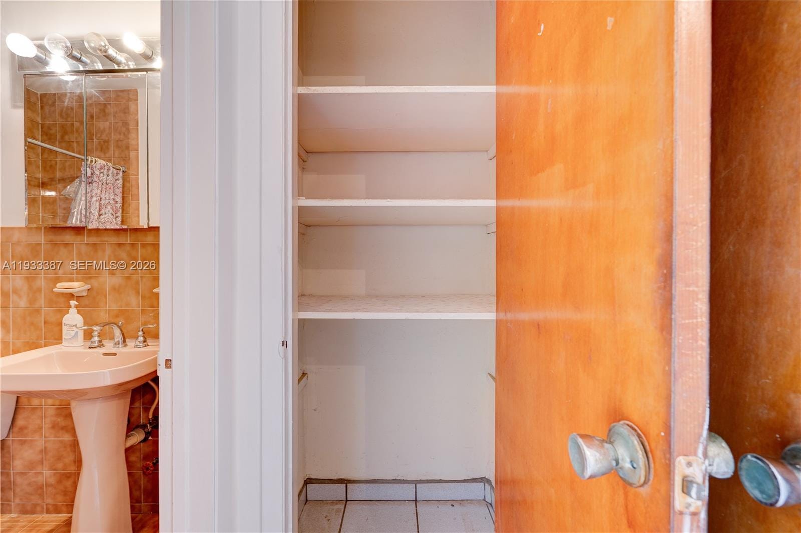 1004 Pennsylvania Avenue 18, Miami Beach, FL 33139 photo 10