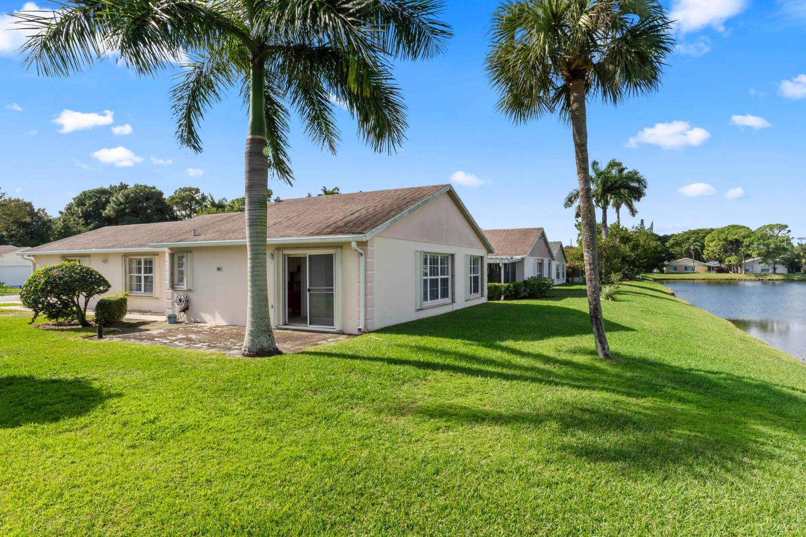 1261 Pine Sage Circle, West Palm Beach, FL 33409 photo 23