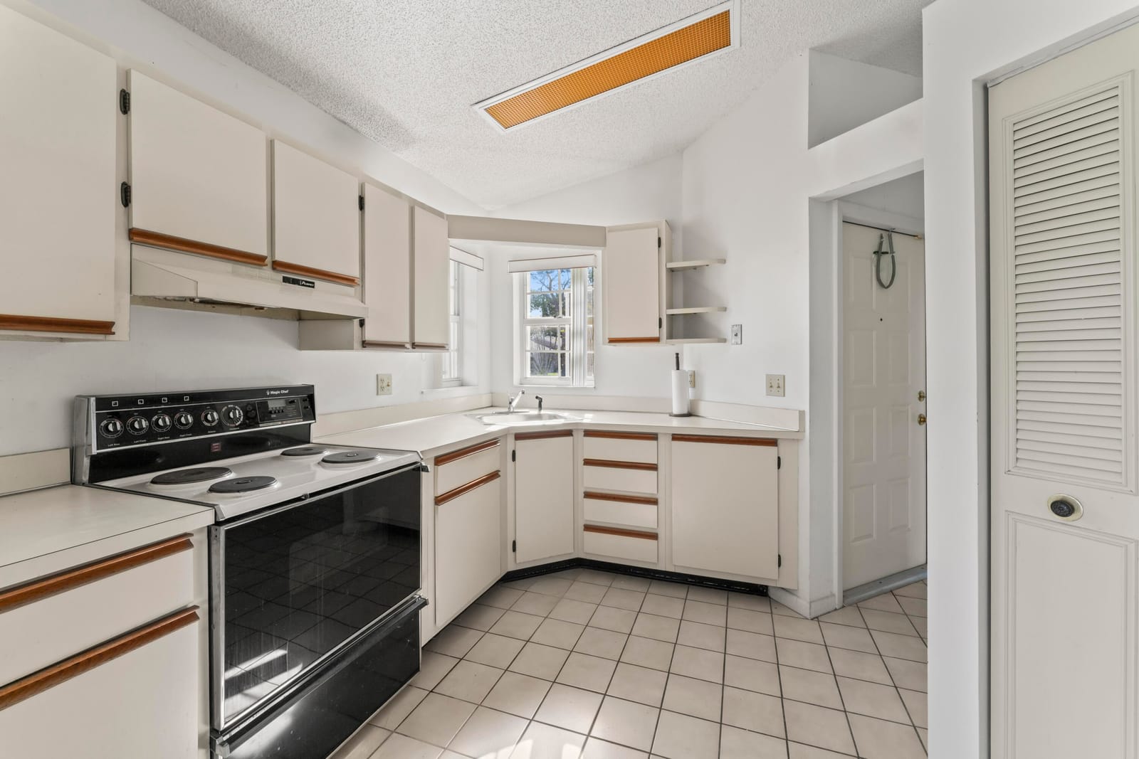 1261 Pine Sage Circle — photo 4