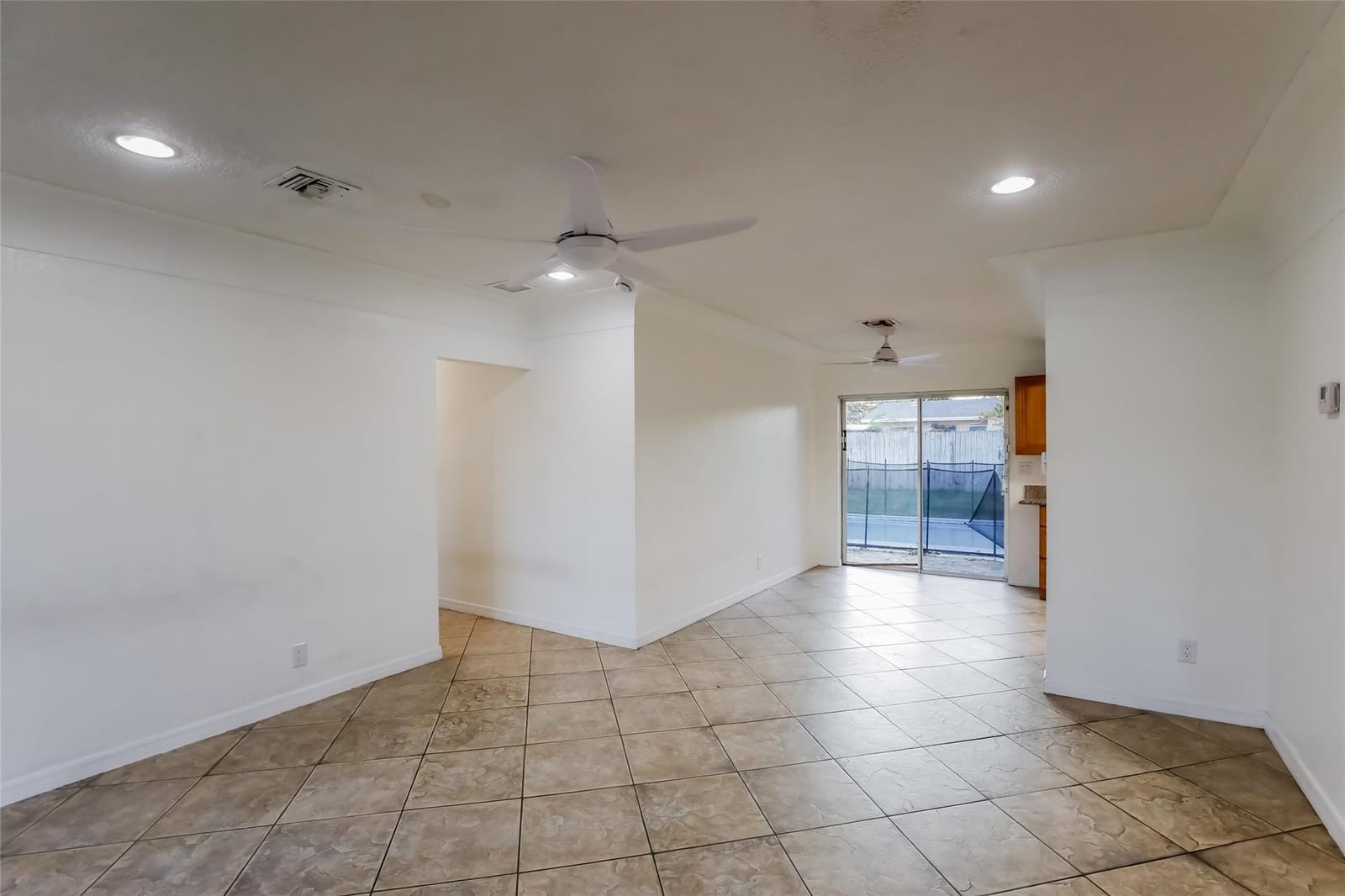 1411 SW 5th Terrace — photo 11