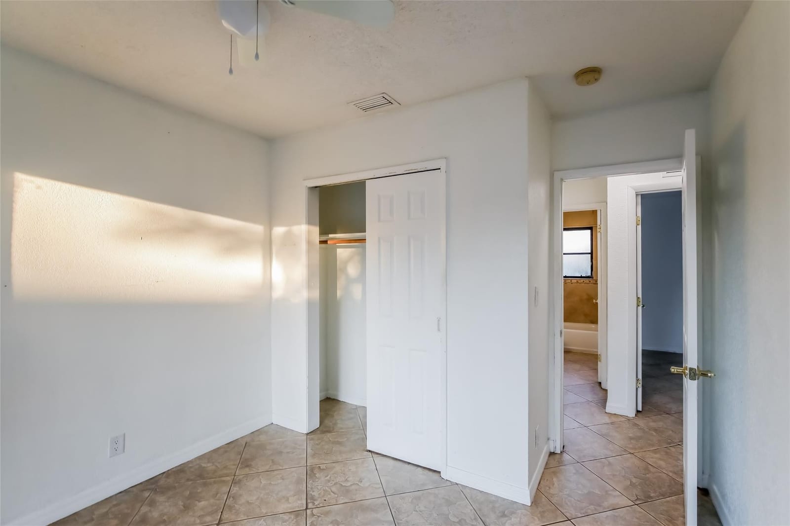 1411 SW 5th Terrace — photo 6