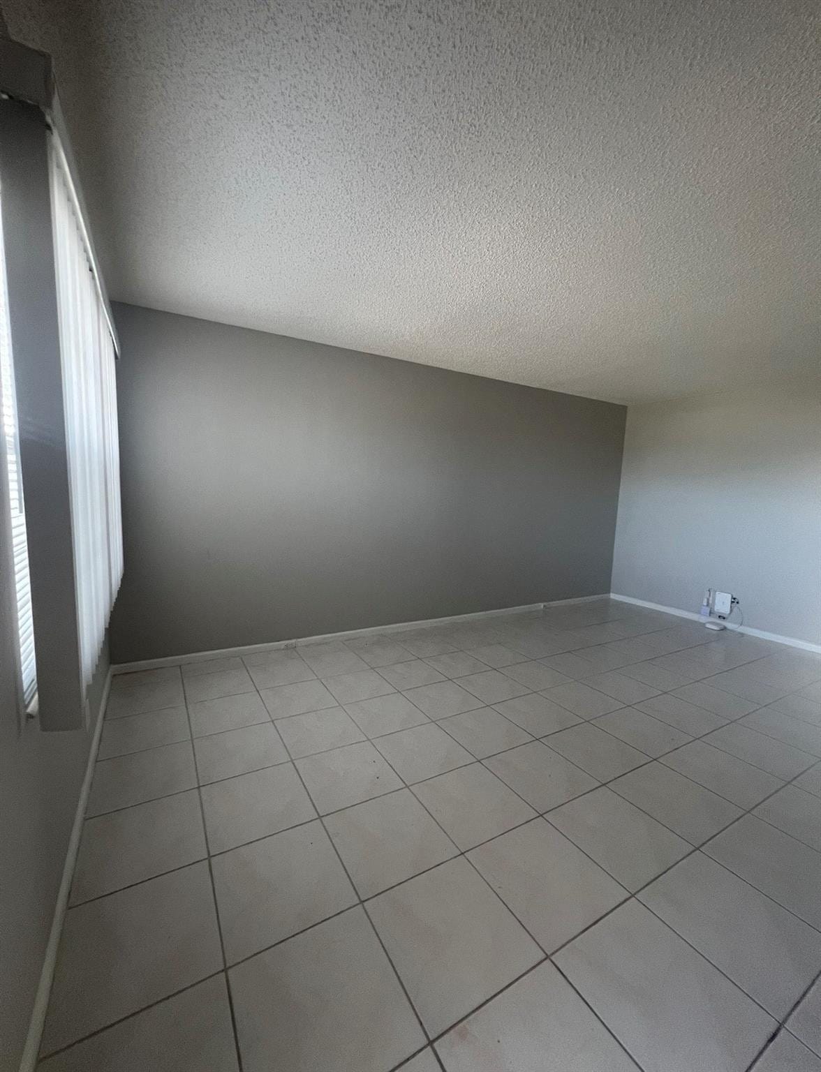 3050 Wolverton C 3050 — photo 4
