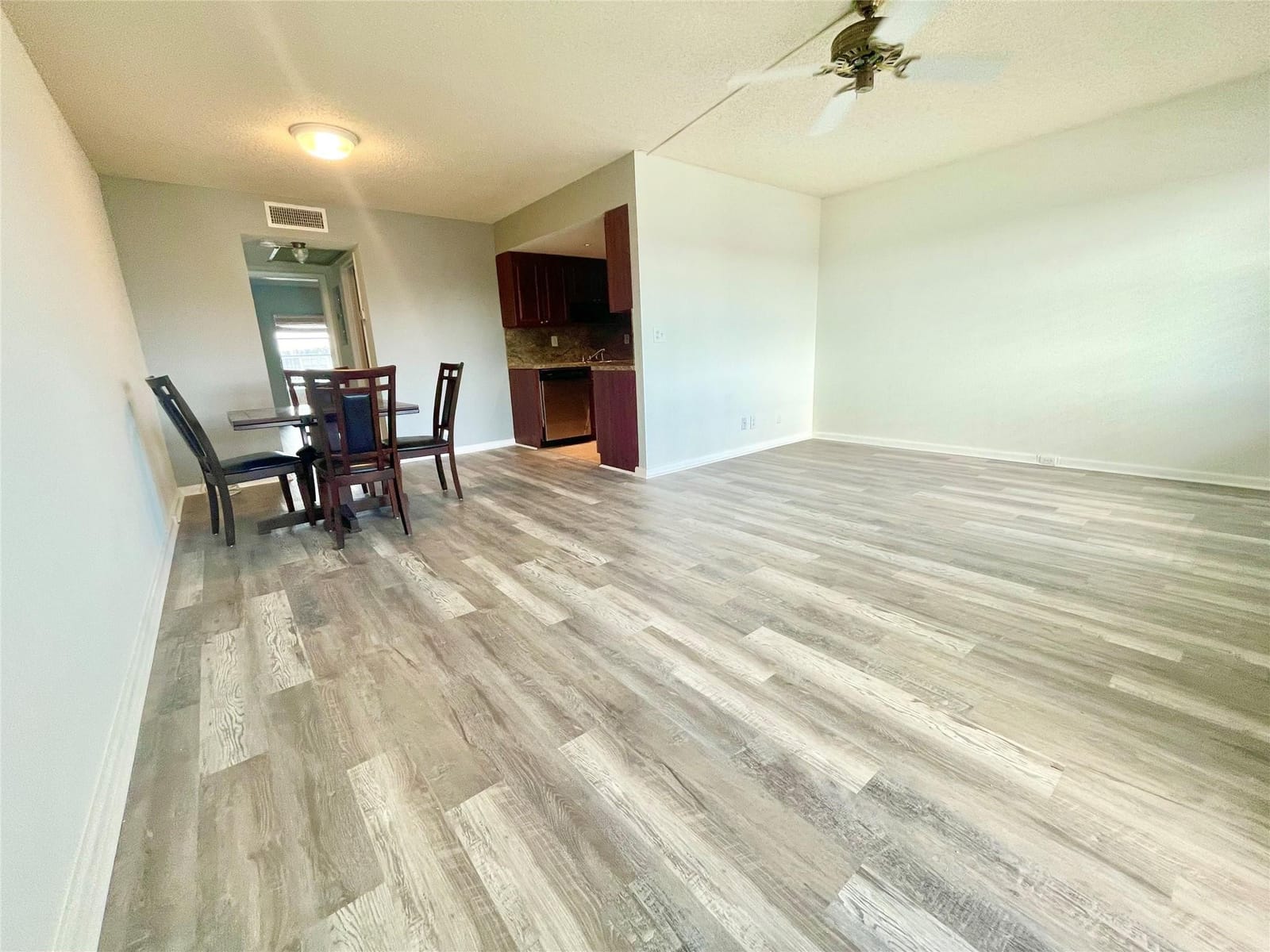 4024 Cambridge B 4024, Deerfield Beach, FL 33442 photo 12