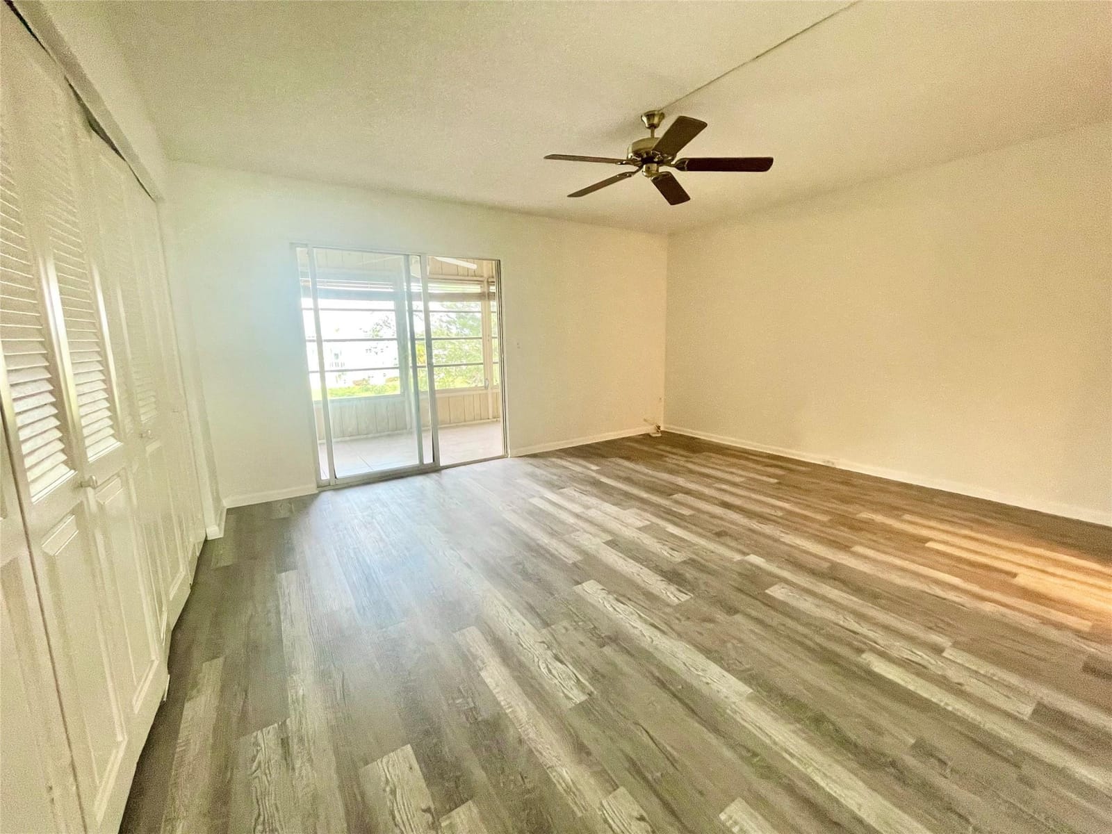 4024 Cambridge B 4024, Deerfield Beach, FL 33442 photo 15