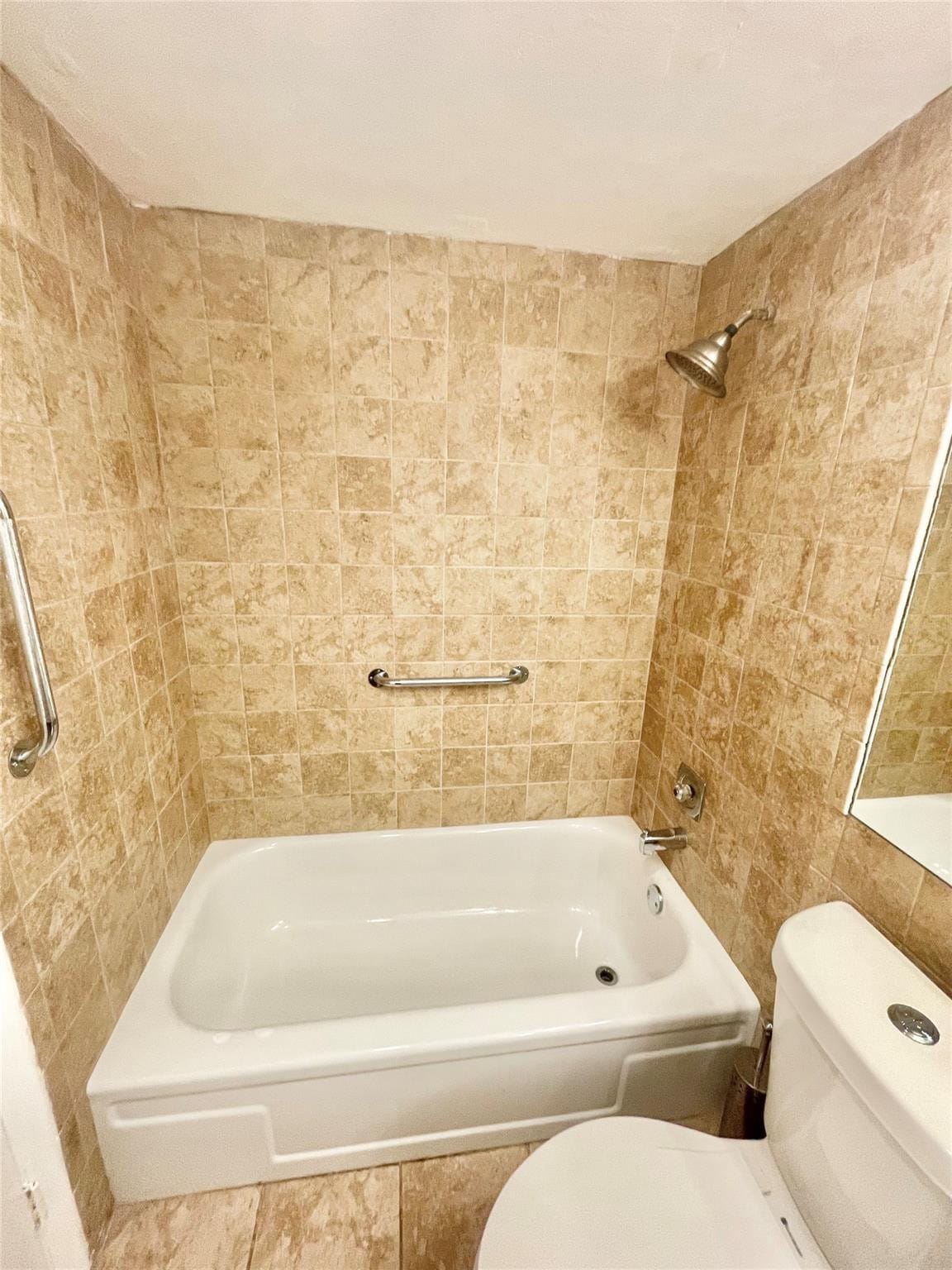 4024 Cambridge B 4024, Deerfield Beach, FL 33442 photo 22