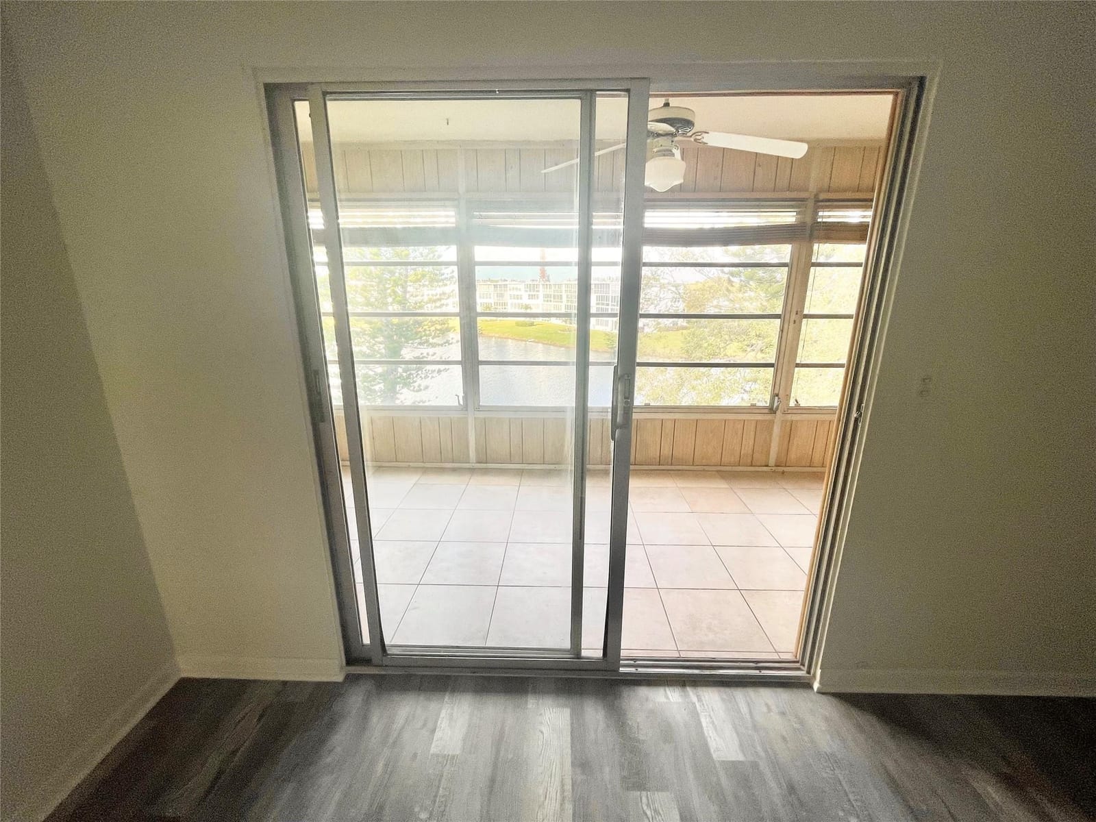 4024 Cambridge B 4024, Deerfield Beach, FL 33442 photo 24