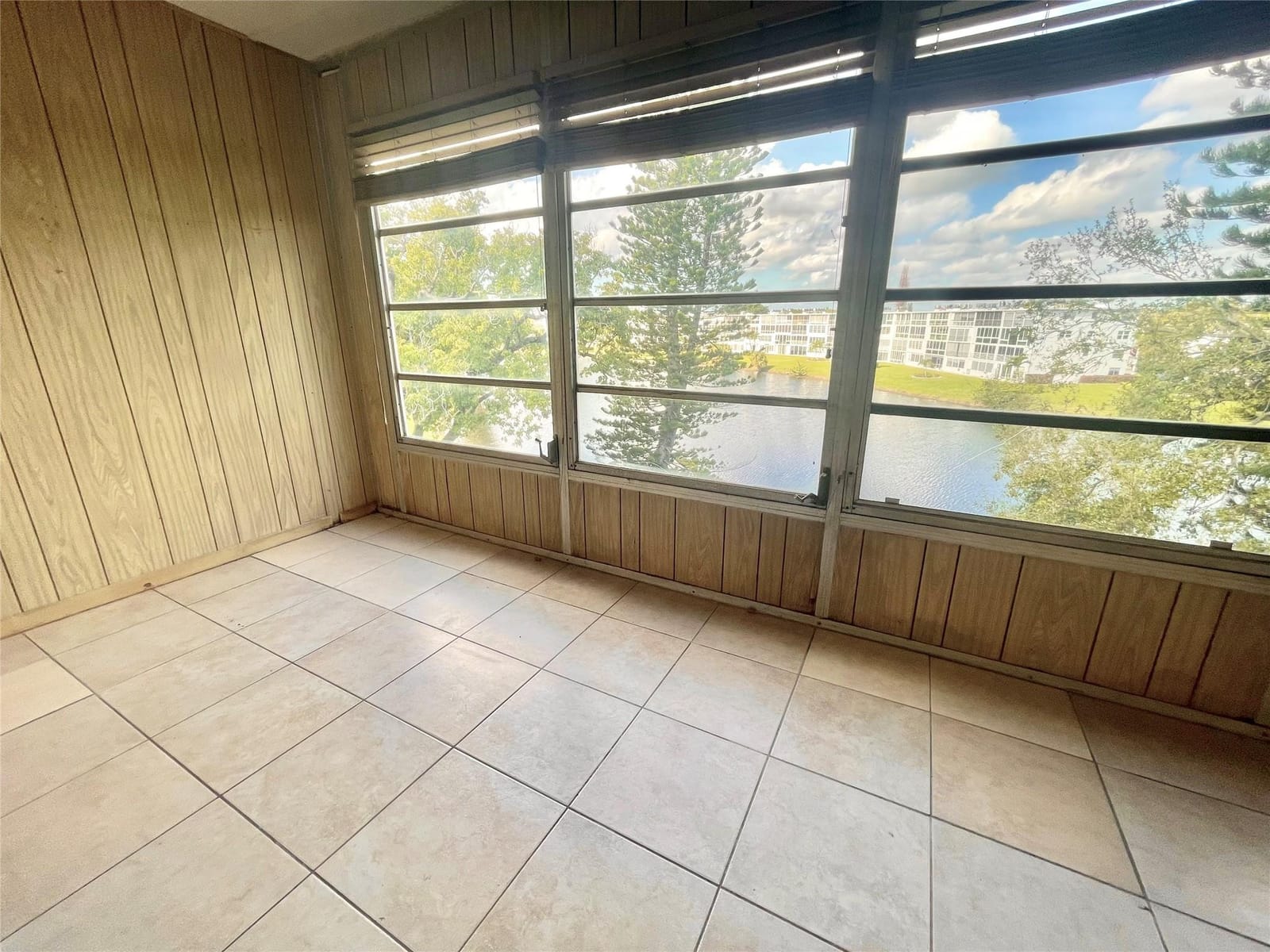 4024 Cambridge B 4024, Deerfield Beach, FL 33442 photo 25