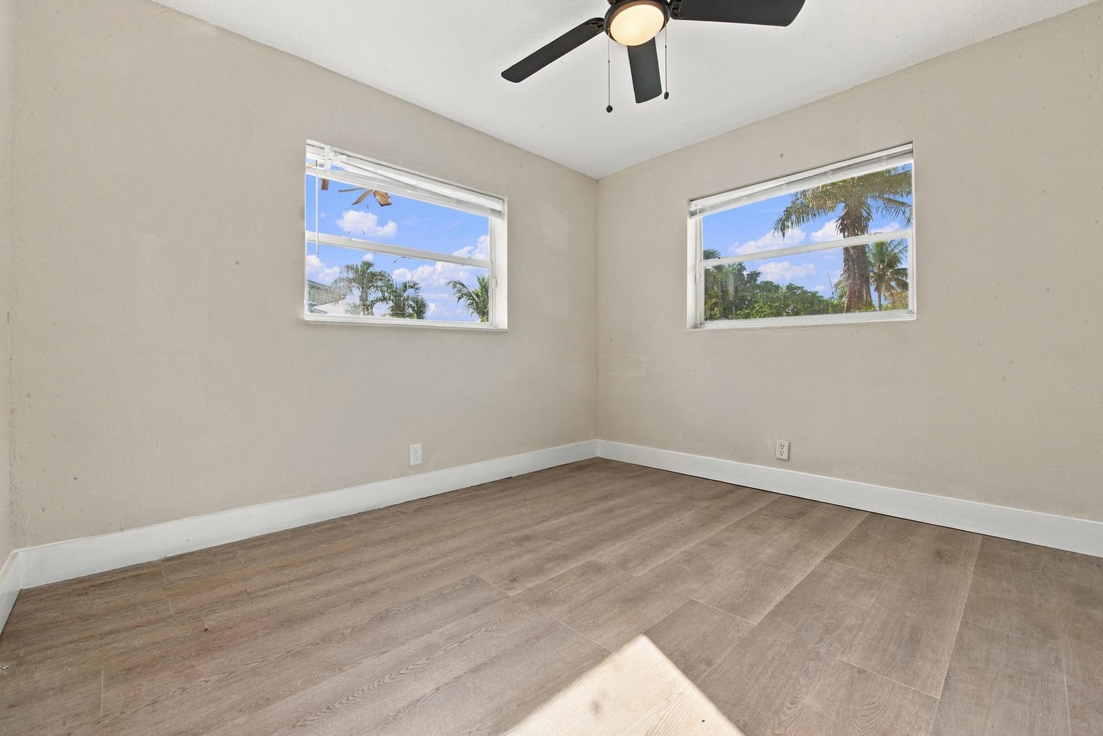 5401 - 5405 - 5405 17th Court, Lauderhill, FL 33313 photo 13