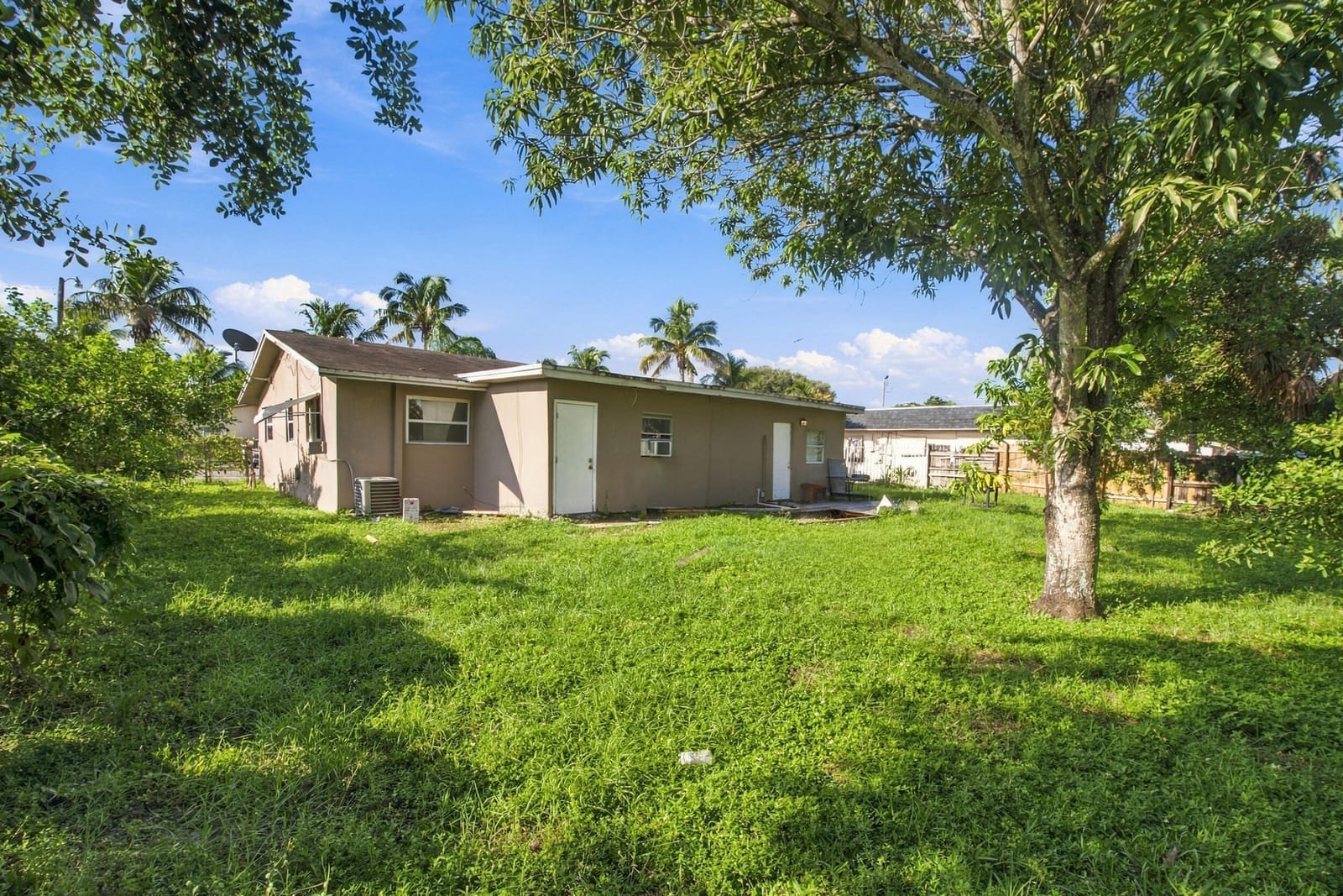 5401 - 5405 - 5405 17th Court, Lauderhill, FL 33313 photo 24