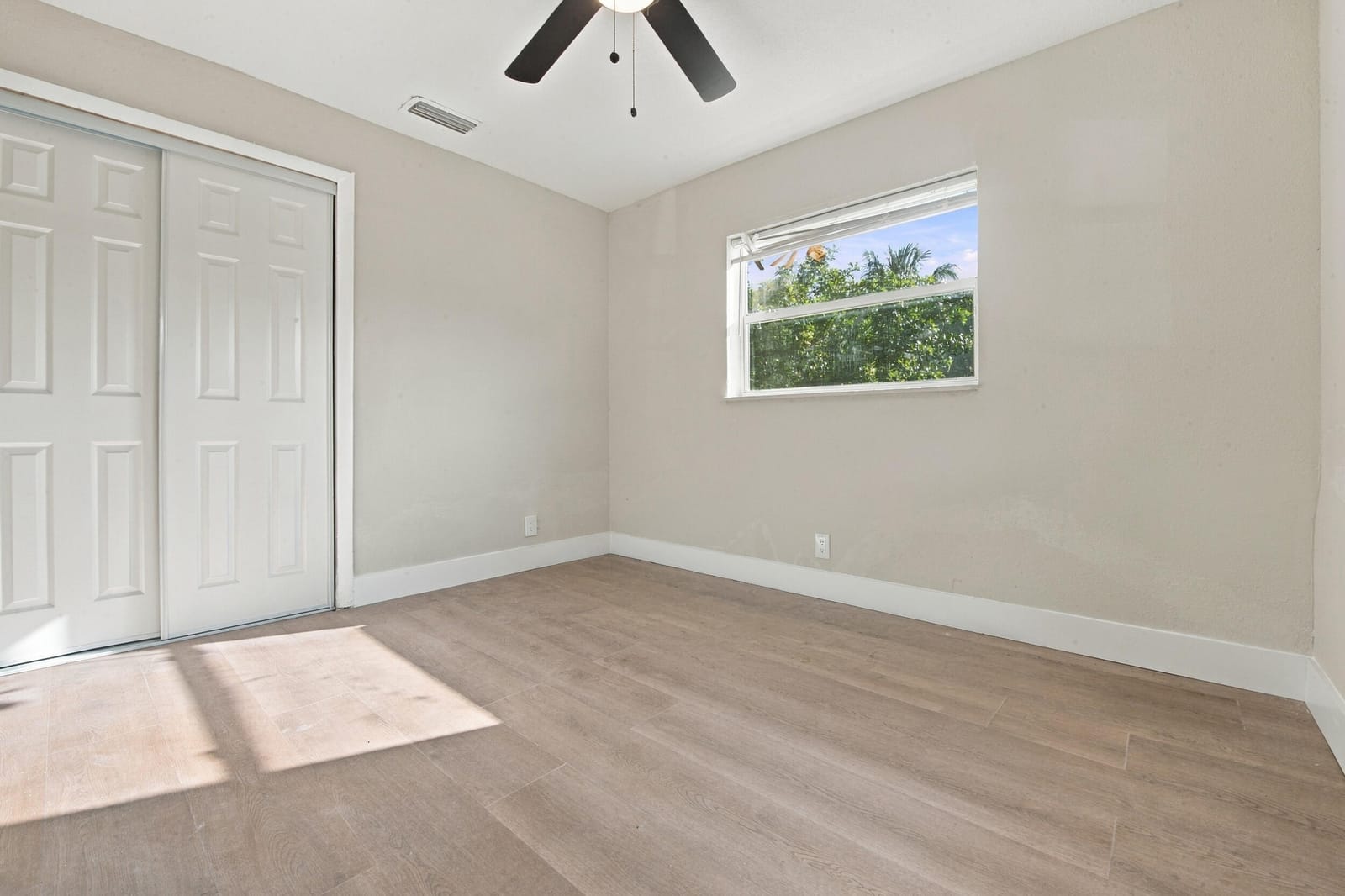 5401 - 5405 - 5405 17th Court, Lauderhill, FL 33313 photo 7