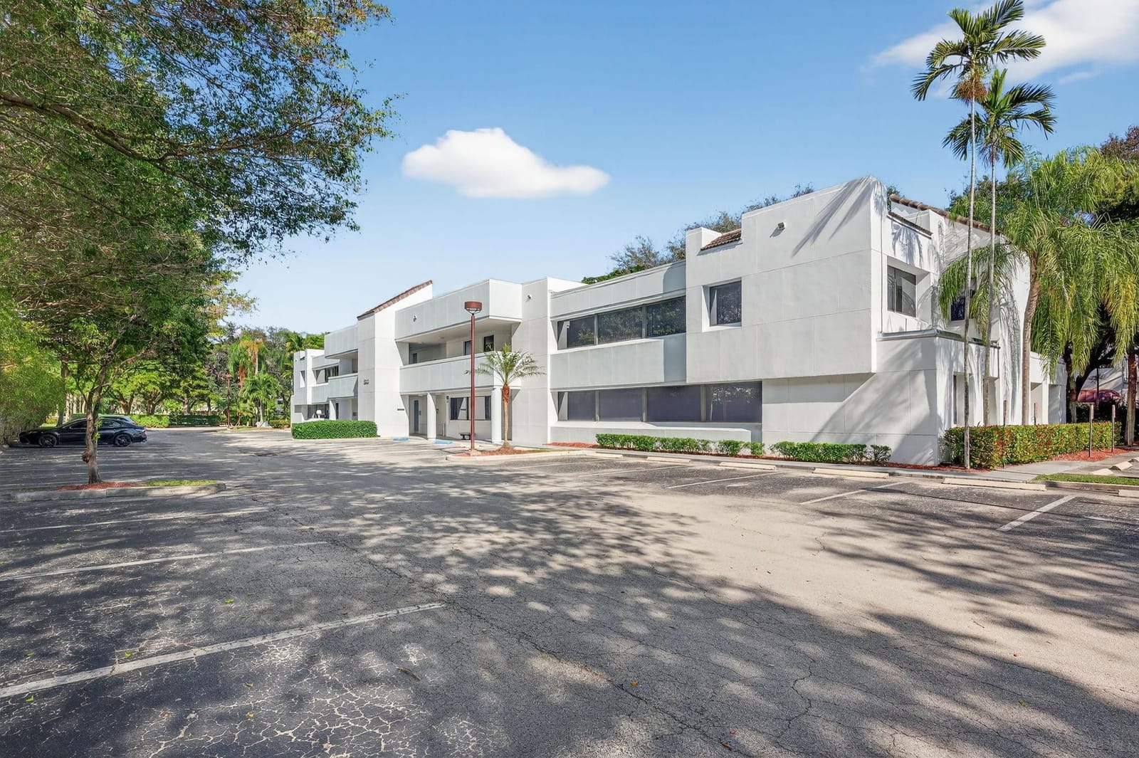 1500 NW 10th Avenue 201 — photo 2