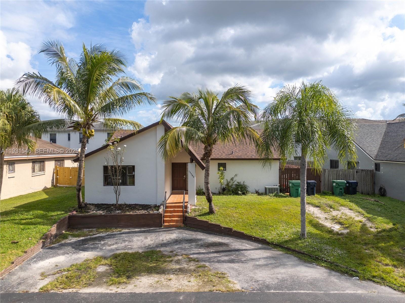 13540 SW 287th Lane — photo 2