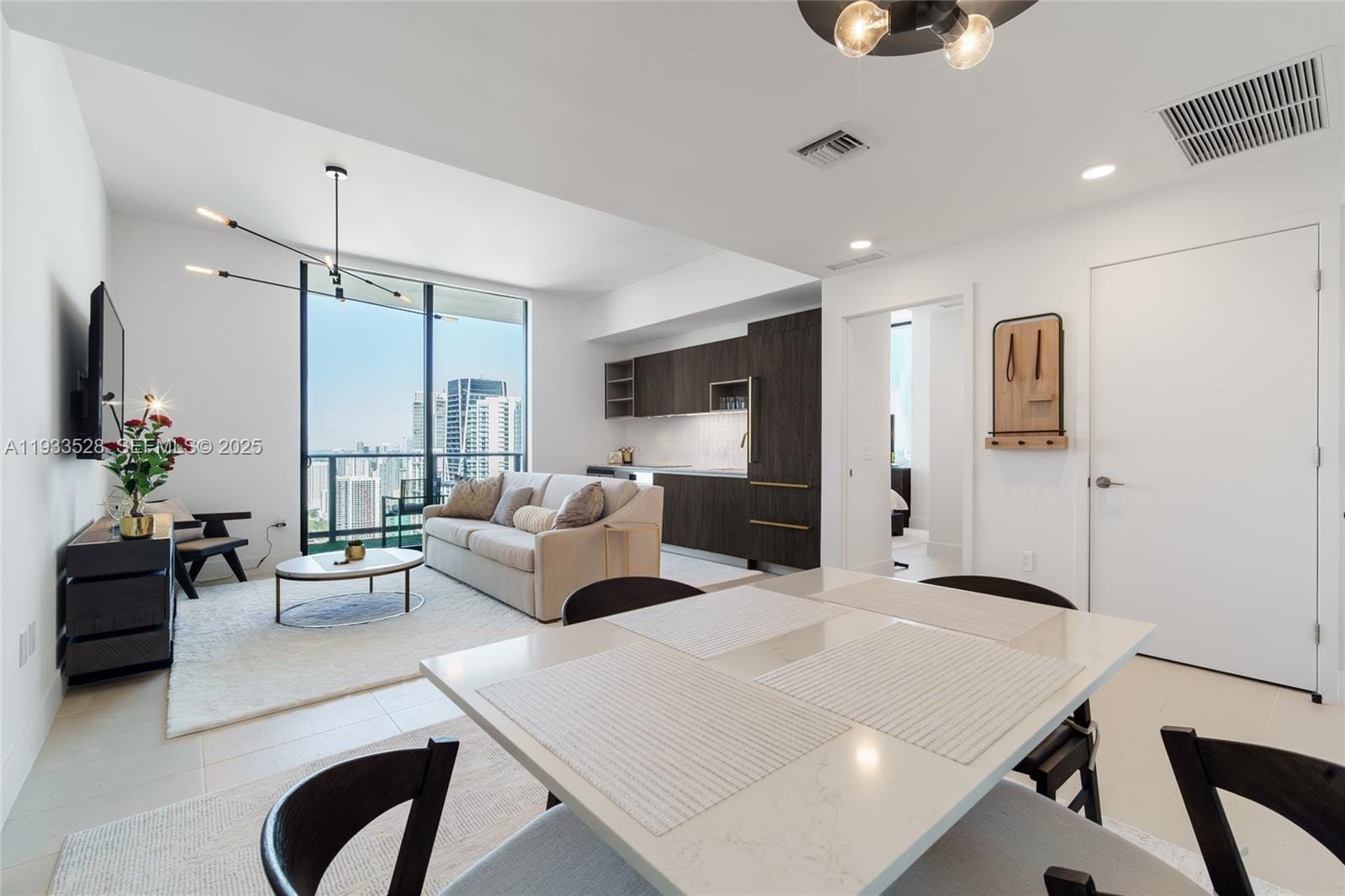 159 NE 6th Street PH5001, Miami, FL 33132 photo 18