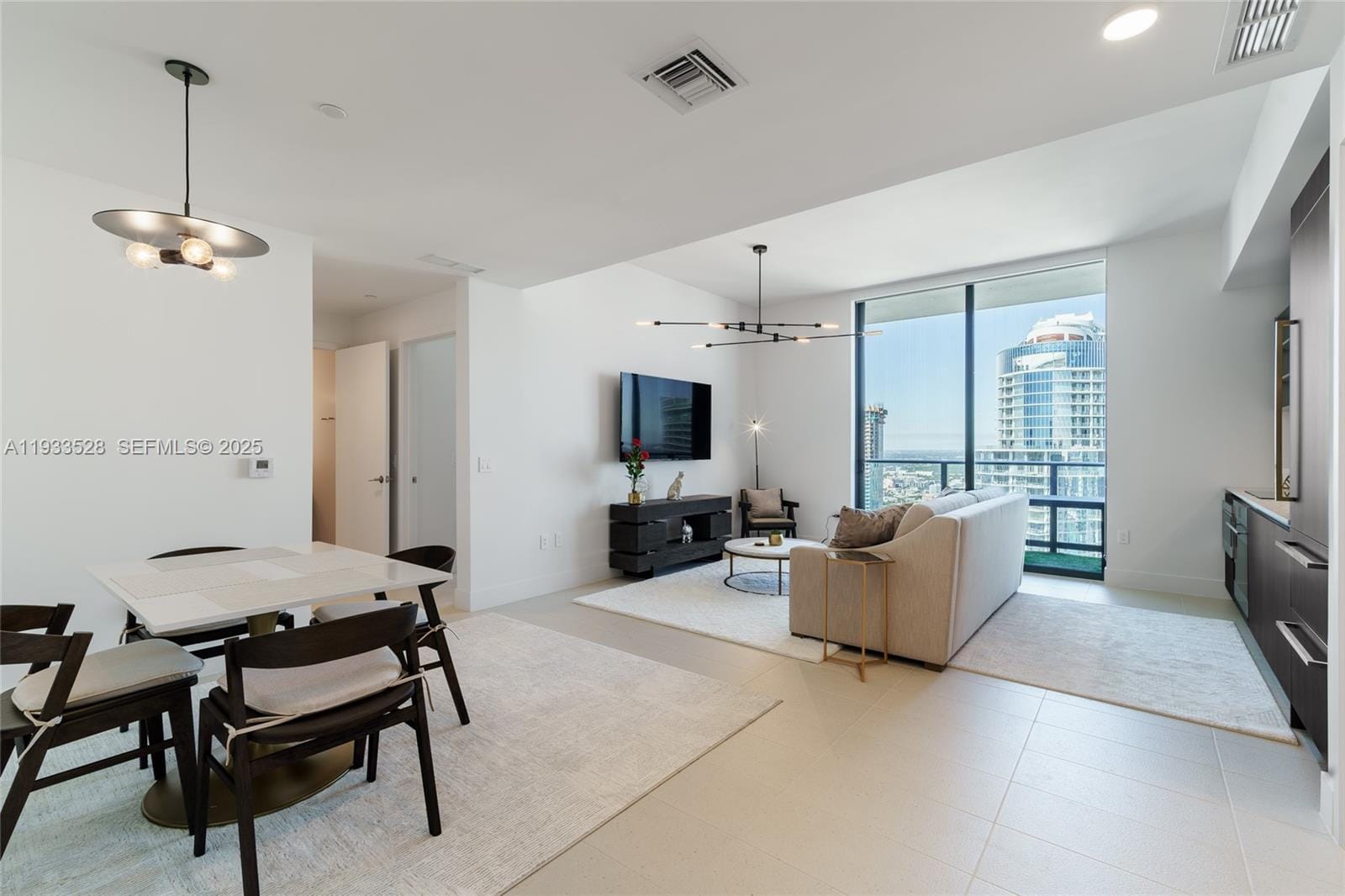 159 NE 6th Street PH5001, Miami, FL 33132 photo 6