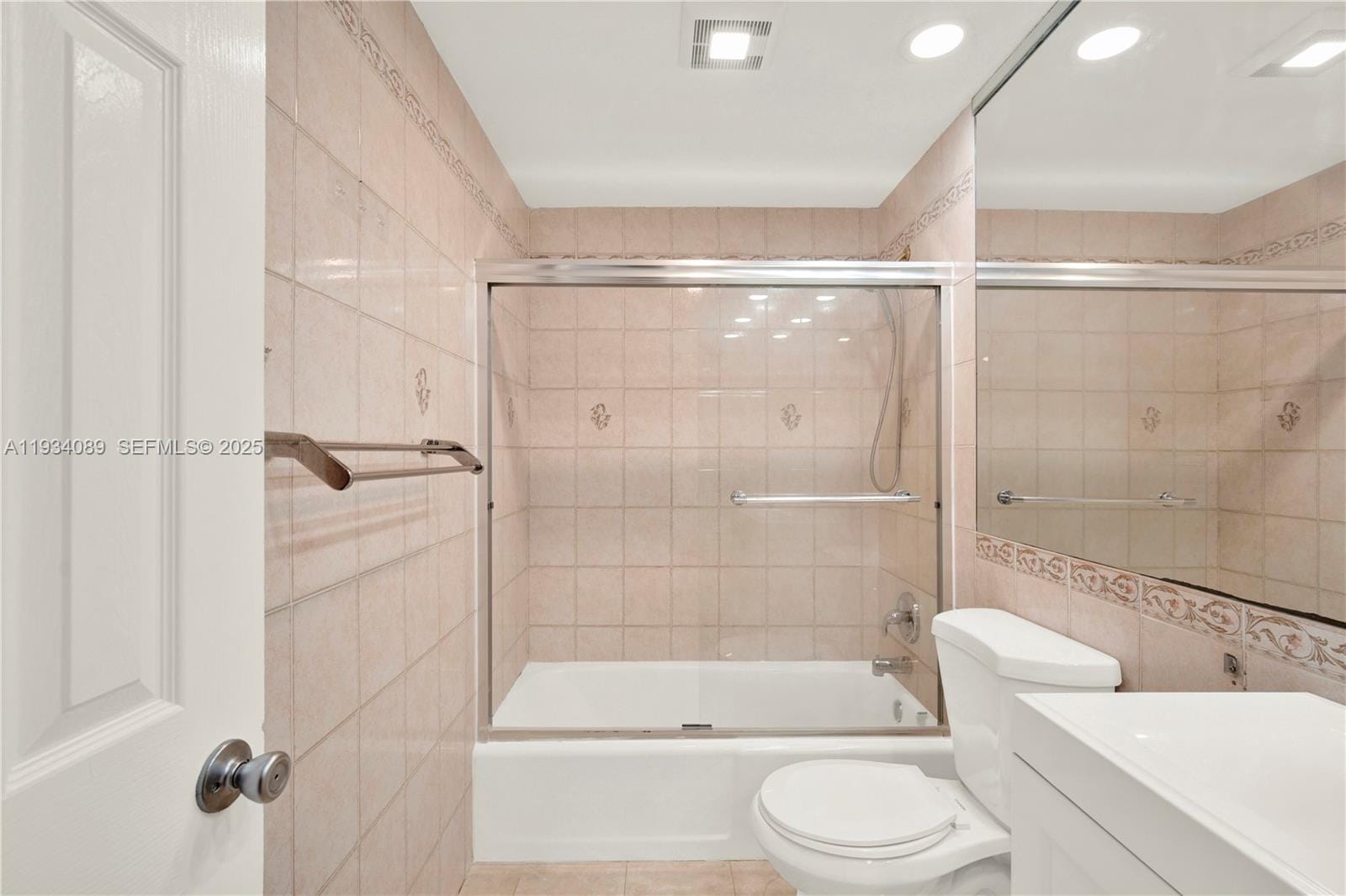 400 Kings Point Drive 1604, Sunny Isles Beach, FL 33160 photo 15