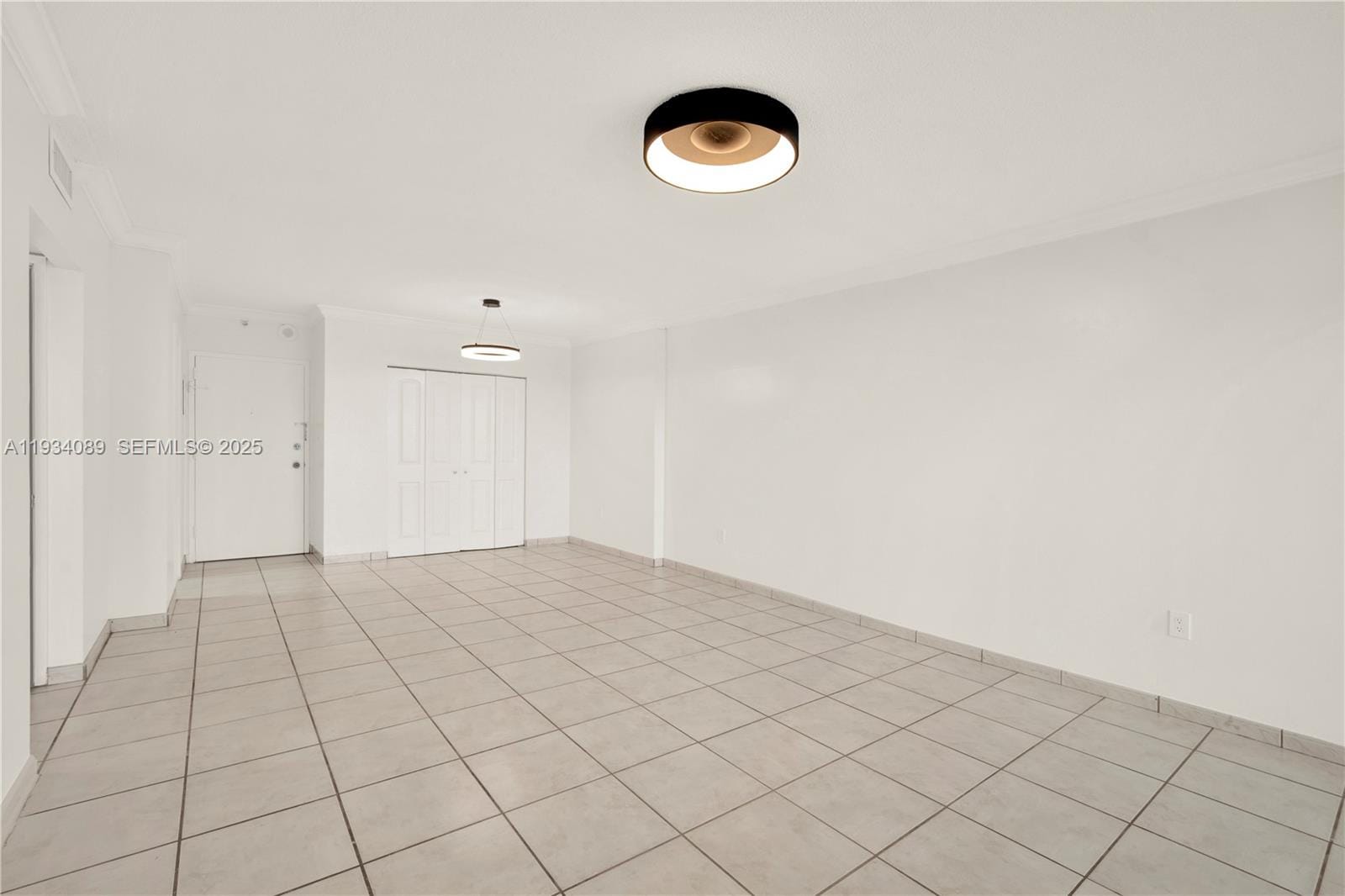 400 Kings Point Drive 1604, Sunny Isles Beach, FL 33160 photo 17