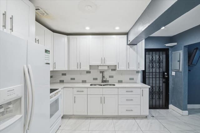1320 NW 86th Street, sold in Joy Homes, Miami, FL