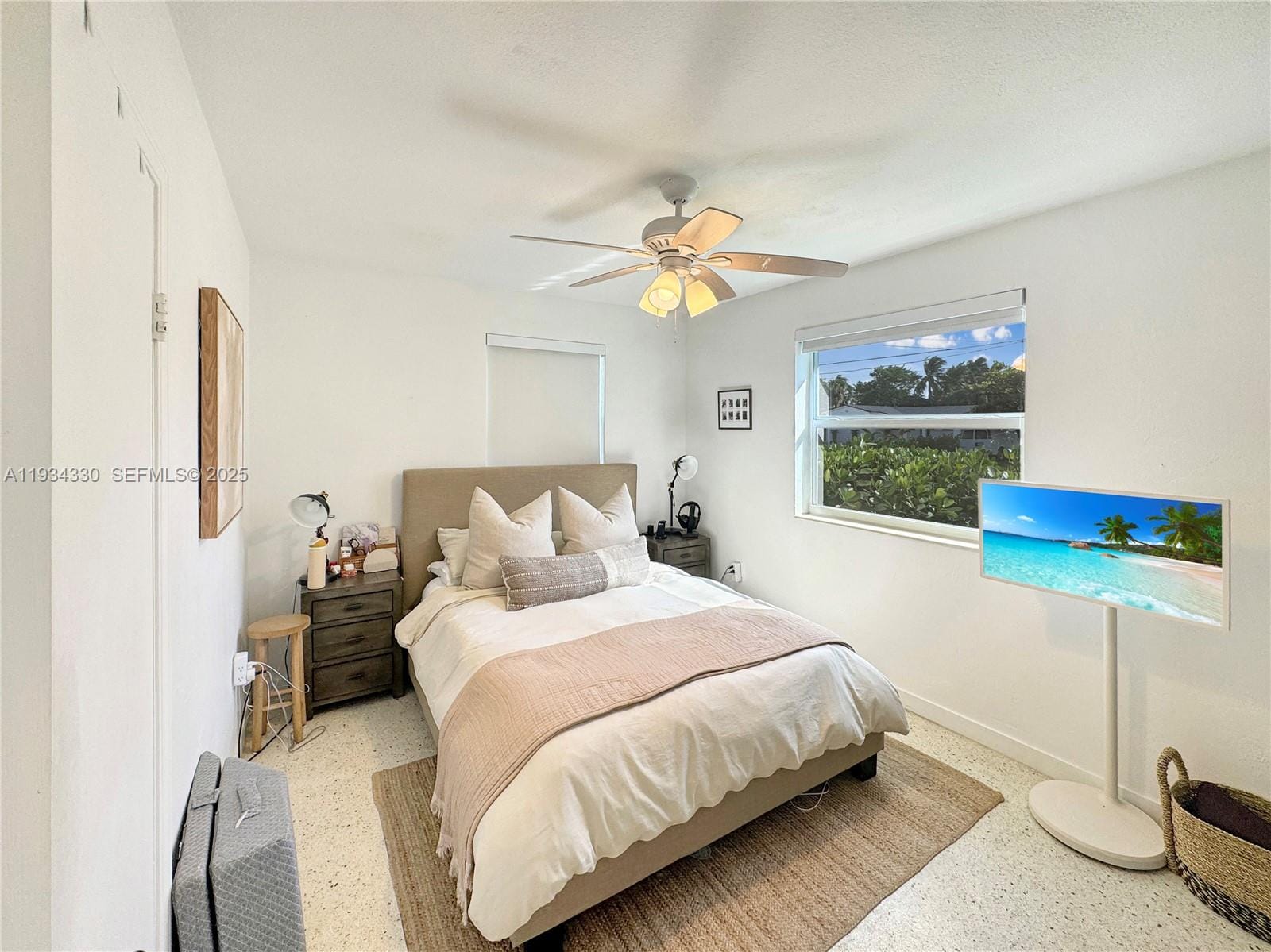 640 SW 6th Street, Hallandale Beach, FL 33009 photo 12
