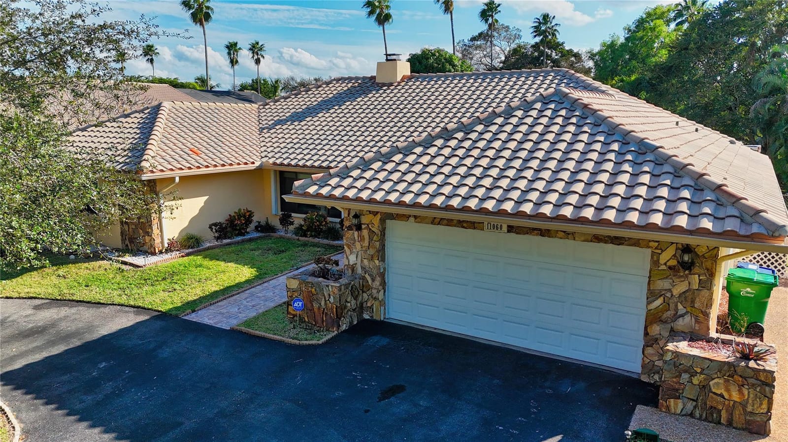 11060 Lakeview Drive, Coral Springs, FL 33071
