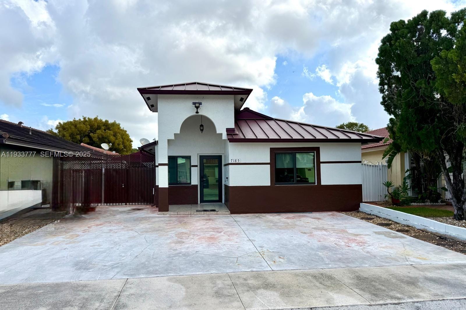 7185 W 30th Lane, Hialeah, FL 33018